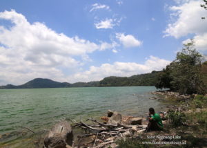 Sano Nggoang Lake
